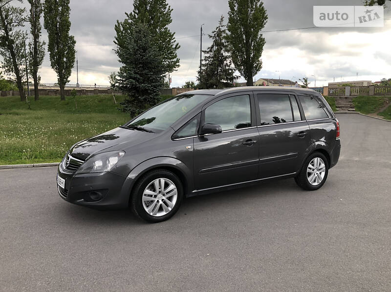Мінівен Opel Zafira 2009 в Вінниці