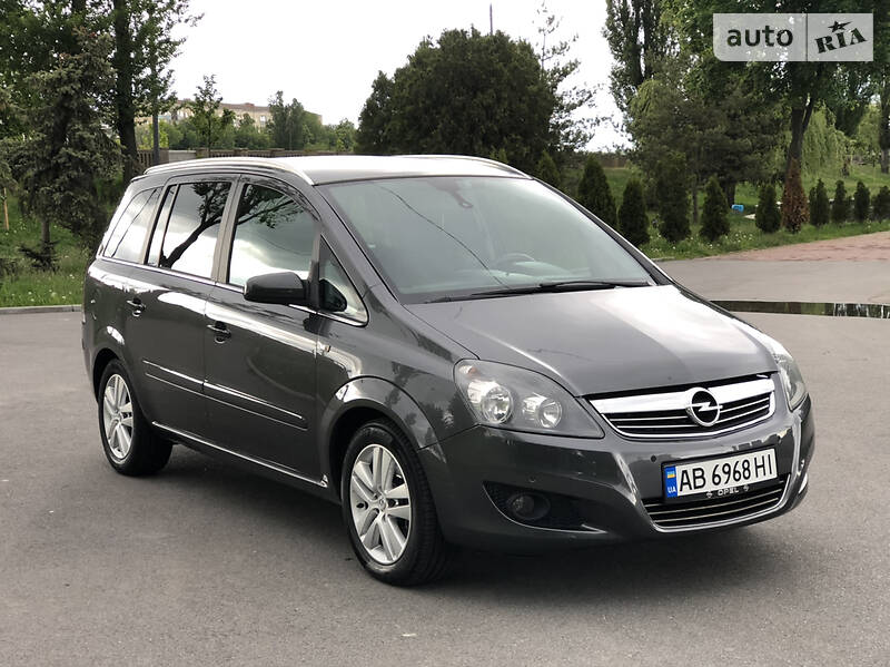Мінівен Opel Zafira 2009 в Вінниці