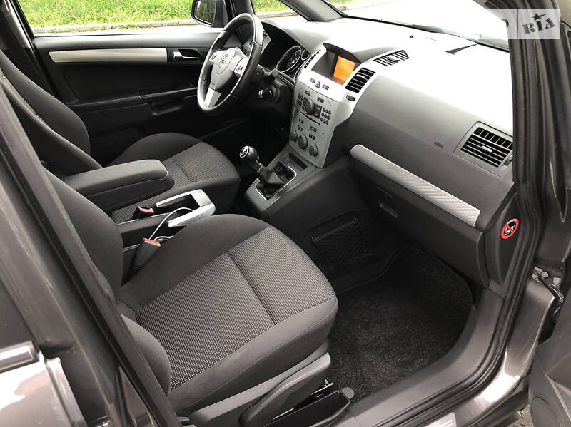 Мінівен Opel Zafira 2009 в Вінниці