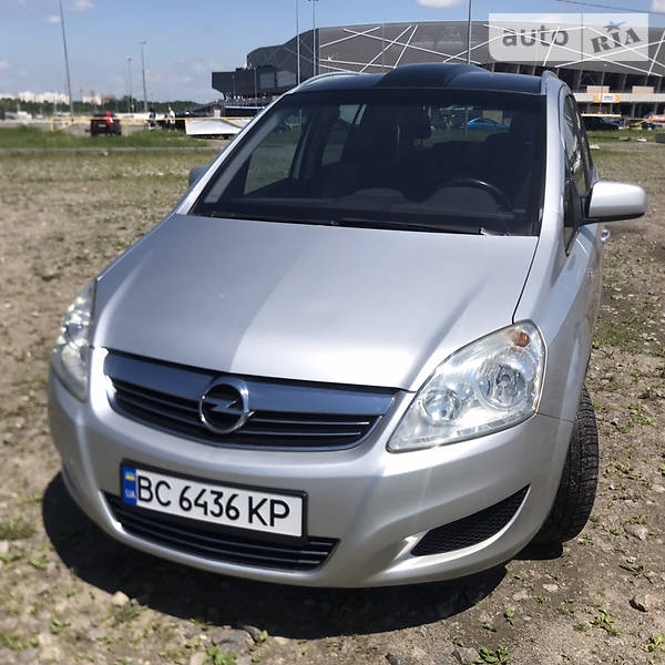 Універсал Opel Zafira 2009 в 