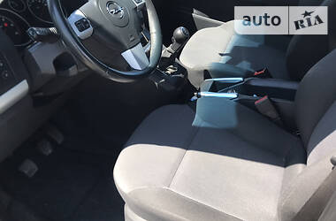 Універсал Opel Zafira 2009 в 
