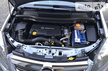Мінівен Opel Zafira 2011 в 