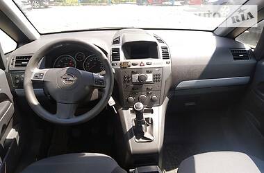 Универсал Opel Zafira 2008 в Луцке