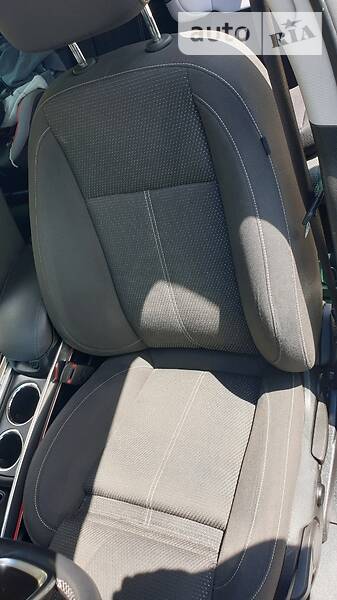 Універсал Opel Zafira 2014 в Івано-Франківську