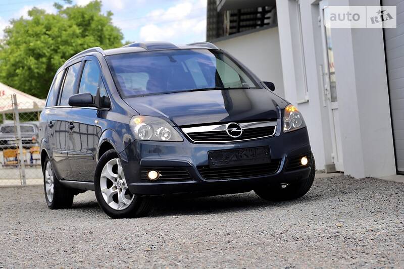 Минивэн Opel Zafira 2007 в Дрогобыче