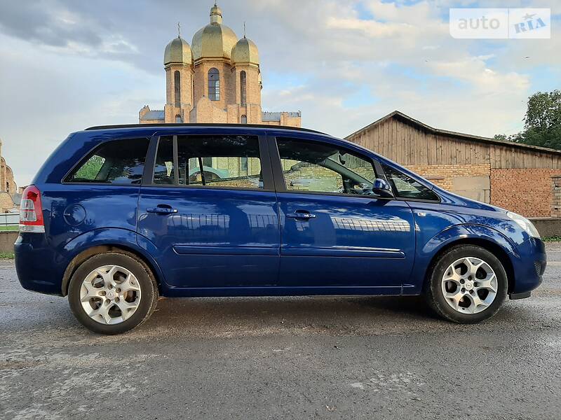 Мінівен Opel Zafira 2008 в Тернополі