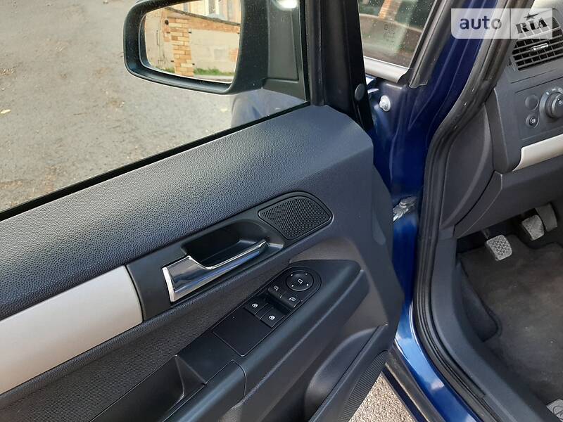 Мінівен Opel Zafira 2008 в Тернополі