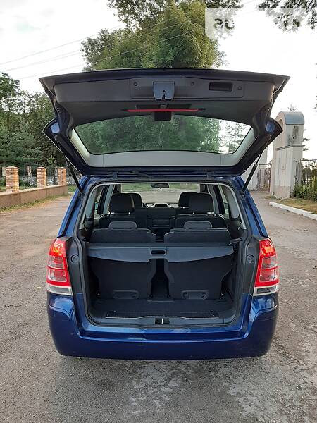 Мінівен Opel Zafira 2008 в Тернополі