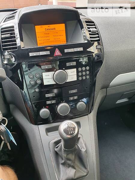 Мінівен Opel Zafira 2010 в Тернополі