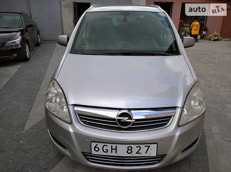 Універсал Opel Zafira 2010 в Стрию фото 4 Універсал Opel Zafira 2010 в Стрию