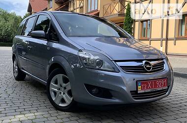 Мінівен Opel Zafira 2009 в Луцьку