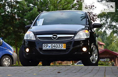 Минивэн Opel Zafira 2009 в Дрогобыче