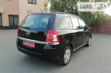 Минивэн Opel Zafira 2006 в Луцке