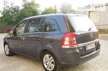Універсал Opel Zafira 2008 в 