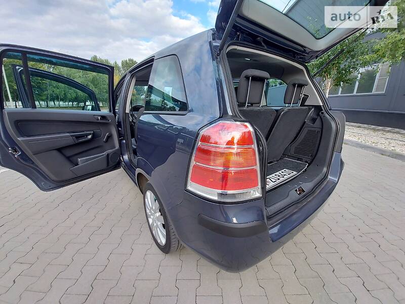 Мінівен Opel Zafira 2007 в Білій Церкві