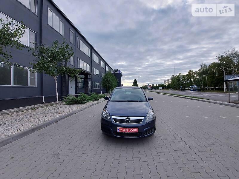 Мінівен Opel Zafira 2007 в Білій Церкві