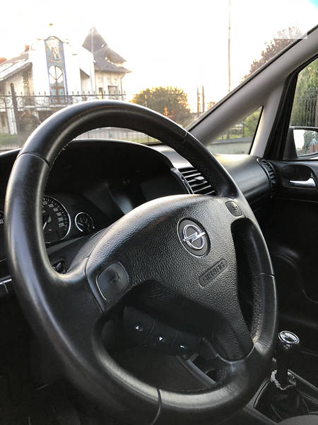 Мінівен Opel Zafira 2003 в Володимирі