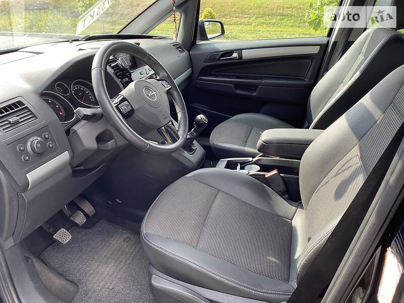 Мінівен Opel Zafira 2008 в Стрию фото 24 Мінівен Opel Zafira 2008 в Стрию