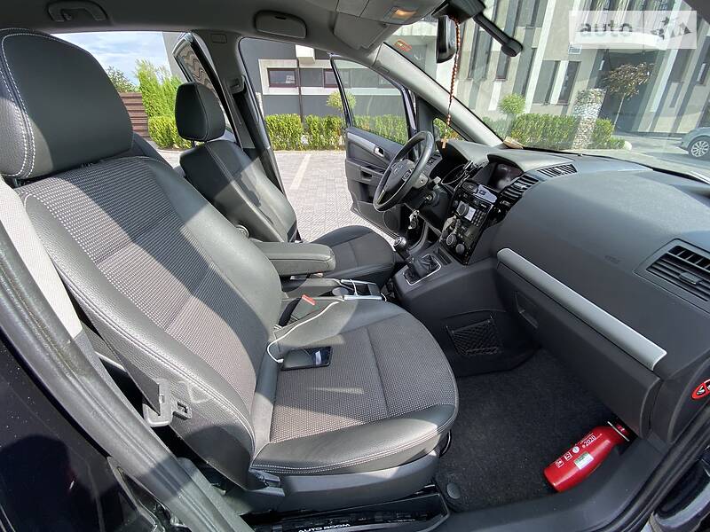 Мінівен Opel Zafira 2008 в Стрию фото 31 Мінівен Opel Zafira 2008 в Стрию