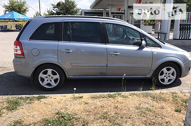 Минивэн Opel Zafira 2008 в Виннице