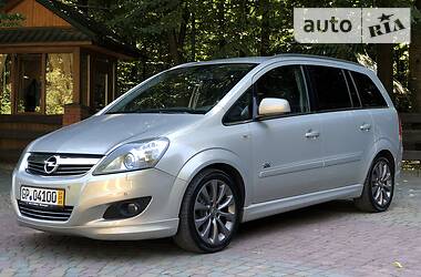 Opel Zafira 2011