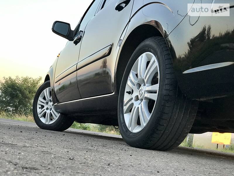 Мінівен Opel Zafira 2010 в Дрогобичі