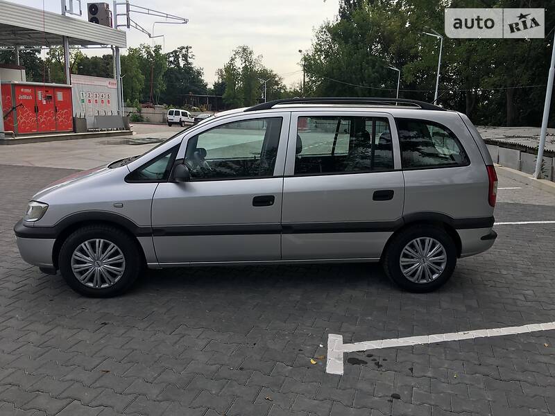 Універсал Opel Zafira 2003 в Вінниці