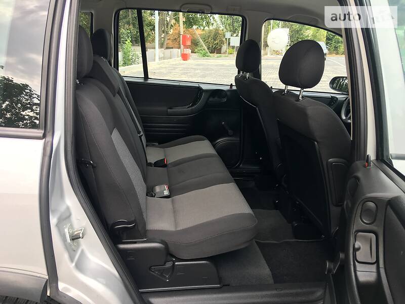 Універсал Opel Zafira 2003 в Вінниці