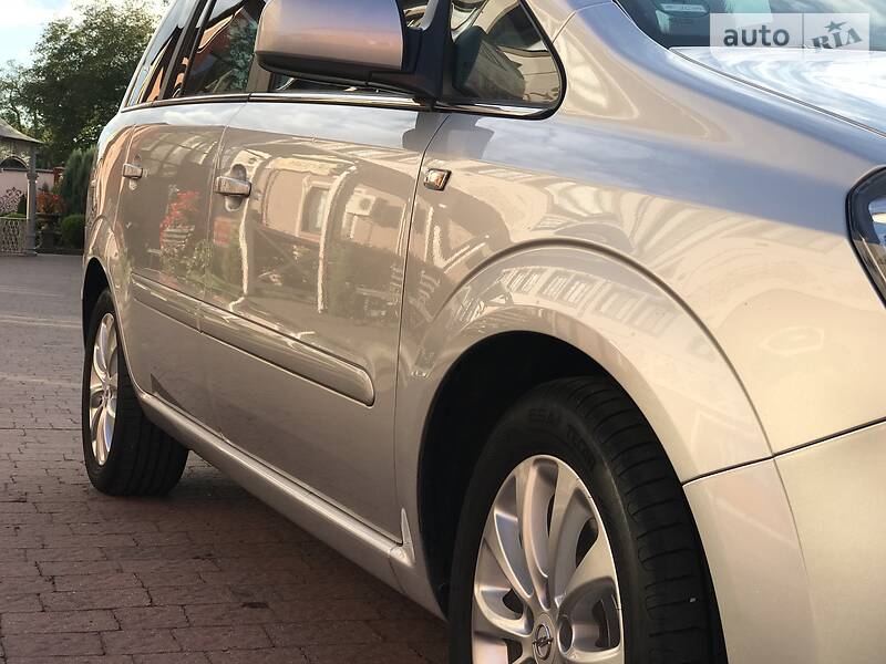 Універсал Opel Zafira 2009 в Стрию фото 25 Універсал Opel Zafira 2009 в Стрию