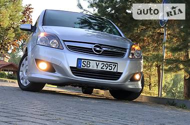 Мінівен Opel Zafira 2009 в Дрогобичі