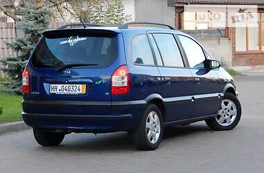 Минивэн Opel Zafira 2003 в Сарнах