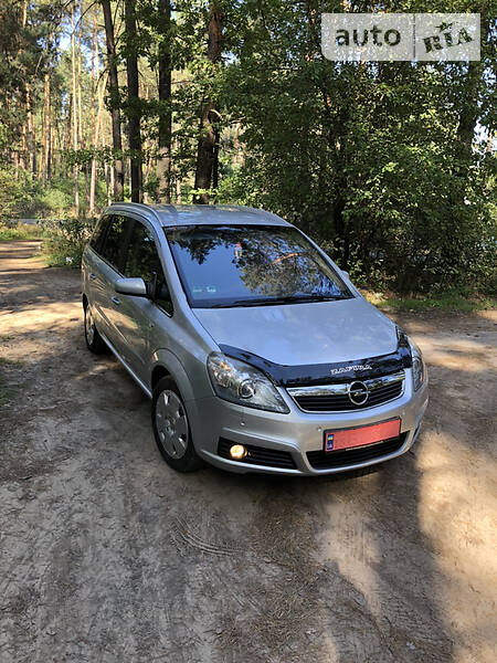 Минивэн Opel Zafira 2007 в Броварах