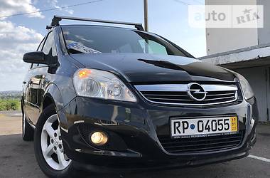 Универсал Opel Zafira 2009 в Дрогобыче