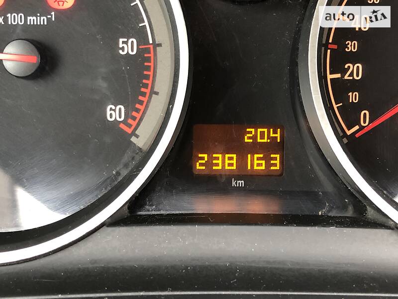 Универсал Opel Zafira 2008 в Киеве