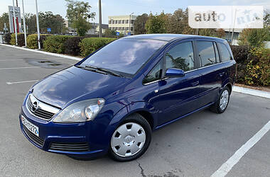 Минивэн Opel Zafira 2007 в Полтаве