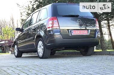 Минивэн Opel Zafira 2009 в Дрогобыче