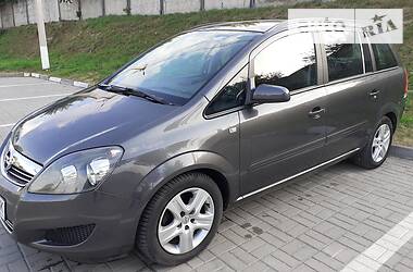 Минивэн Opel Zafira 2009 в Тернополе