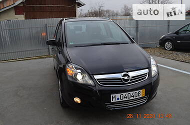 Универсал Opel Zafira 2009 в Дрогобыче