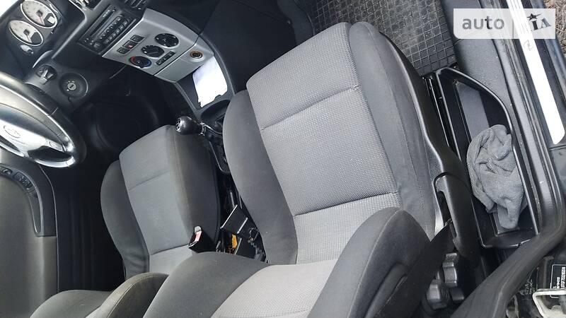 Мінівен Opel Zafira 2003 в Чернівцях