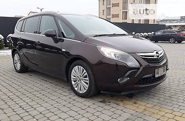 Минивэн Opel Zafira 2016 в Львове