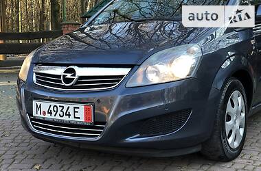 Универсал Opel Zafira 2011 в Виннице