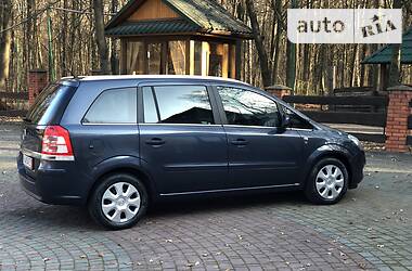 Универсал Opel Zafira 2011 в Виннице