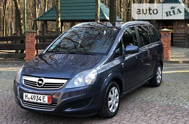 Opel Zafira 2011