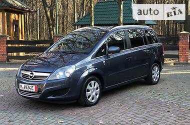 Универсал Opel Zafira 2011 в Виннице