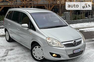 Минивэн Opel Zafira 2008 в Стрые