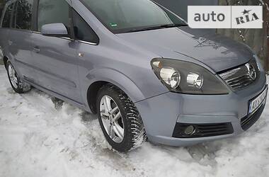 Минивэн Opel Zafira 2007 в Богодухове