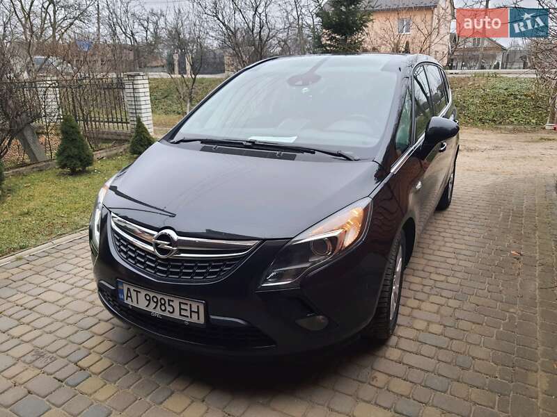 Мінівен Opel Zafira 2014 в Івано-Франківську