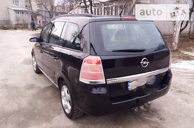 Универсал Opel Zafira 2006 в Харькове