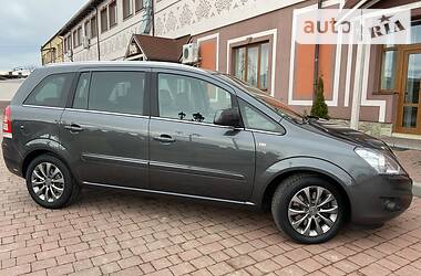 Минивэн Opel Zafira 2011 в Стрые