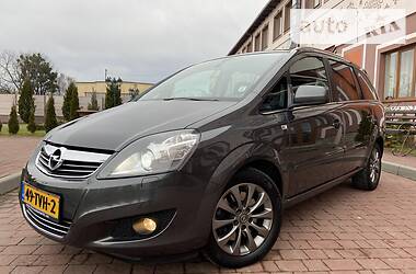 Минивэн Opel Zafira 2011 в Стрые